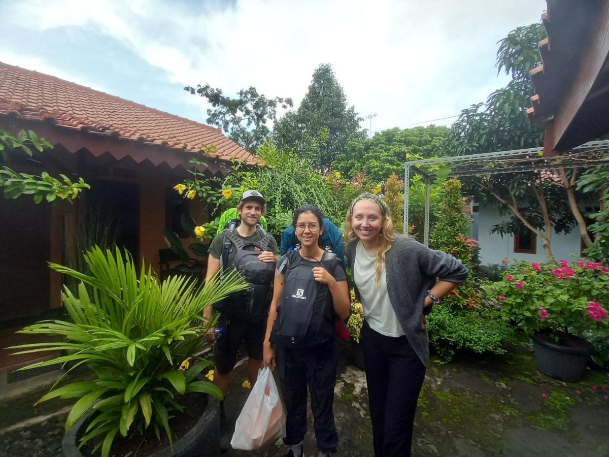Juda Homestay Баньюванги Экстерьер фото